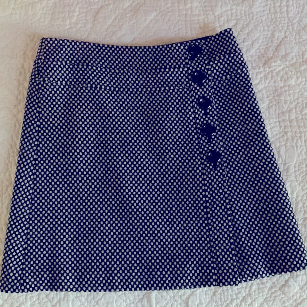 Talbots black/white skirt. Size 8 petite.